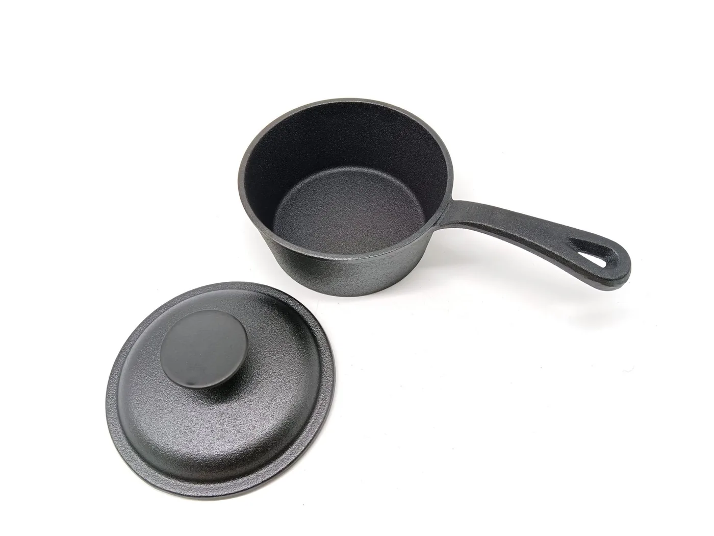 Cast Iron Sauce Pot with Lid product image 3